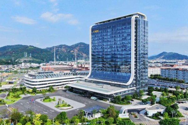 宁德时代发布六大创新成果：多化学体系协同进化，致力于重塑新能源出行与补能体验