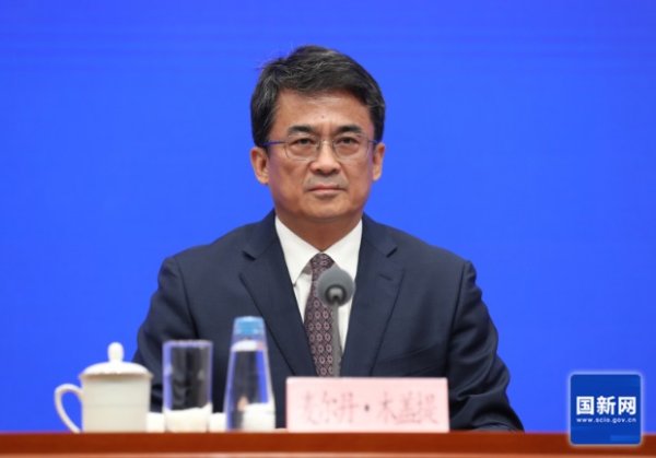 农业农村部：“晴天一身土，雨天一身泥”已经成为历史，乡村道路越来越好走